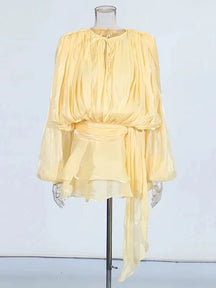 Vestido Curto com Saia de Babados Assimétrico Modern Bela