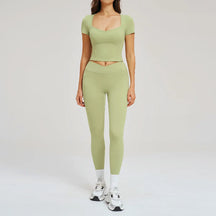 Conjunto Esportivo Blusa Meia Manga com Calça Legging Modeladora Modern Mulen