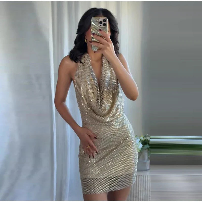 Vestido Curto com Brilho Modern Zayra