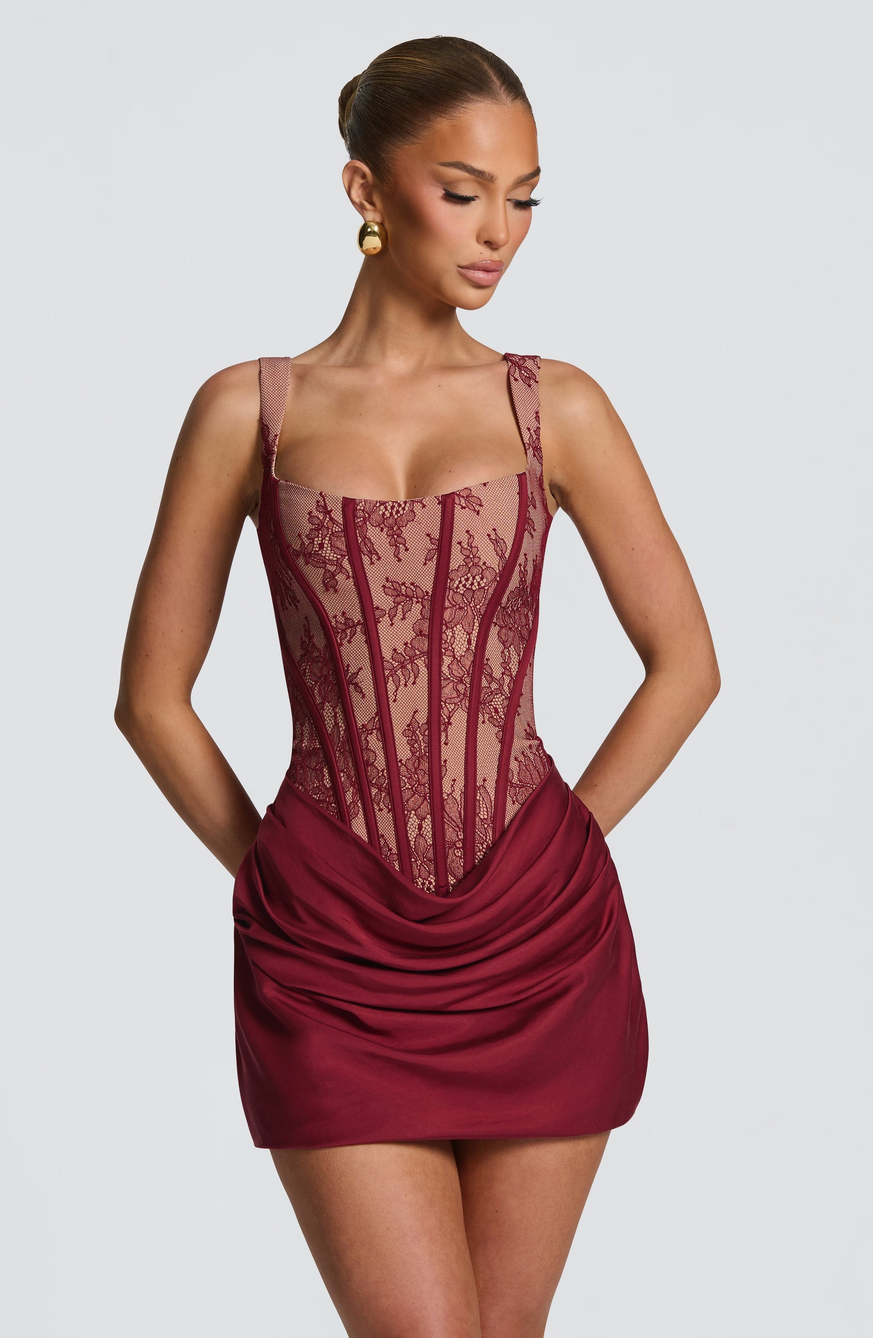 Vestido Curto com Corselet Modern Mia