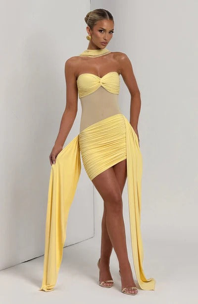 Vestido Curto Sem Alças Detalhe Assimétrico Pendurado Modern Fiorella