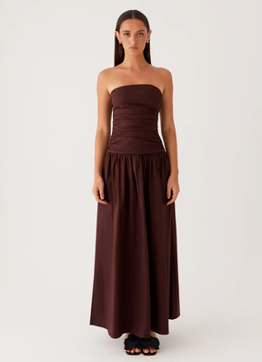 Vestido Sem Alças Elegante Modern Merlot