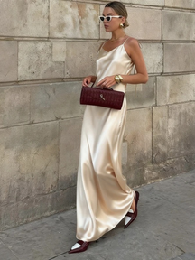 Vestido Longo Acetinado Decote nas Costas Modern Eden